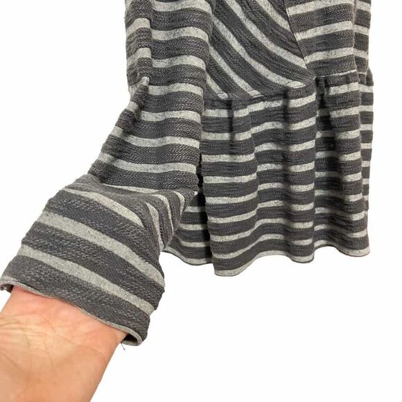 FREE PEOPLE Gray striped peplum sweater jacket Size Small zip up cotton blend - Picture 3 of 11